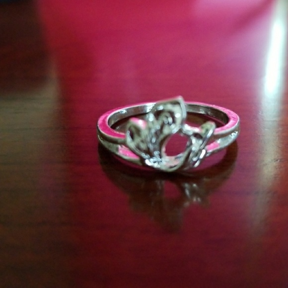 Sterling silver ring similar to a flower - Picture 4 of 4